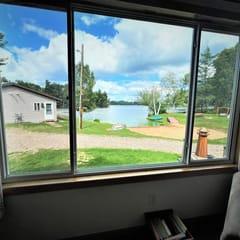 Lakeside Lodging # 5