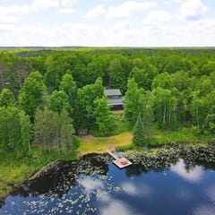 Sweeney Lake Lodge