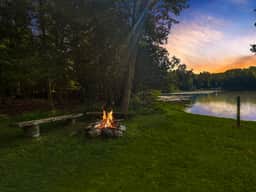 The Cottage on Schnur Lake - Image 5