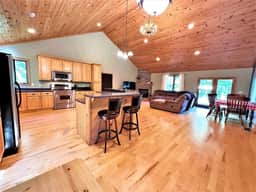 Elk Lodge - Image 2