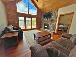 Curt's Cabin on Butternut - Image 3