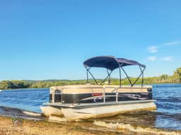 Chain of Lakes Lodge - Image 4