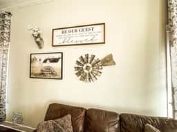 Legen-dairy Hideaway - Image 5