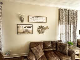 Legen-dairy Hideaway - Image 4