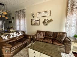 Legen-dairy Hideaway - Image 3