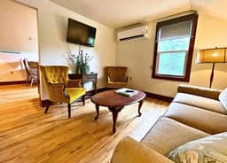Rock Garden Rental - Image 4