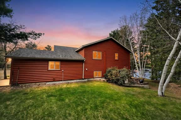 Red Pines - Elk Lake Condo #6 + 6A - Image 1
