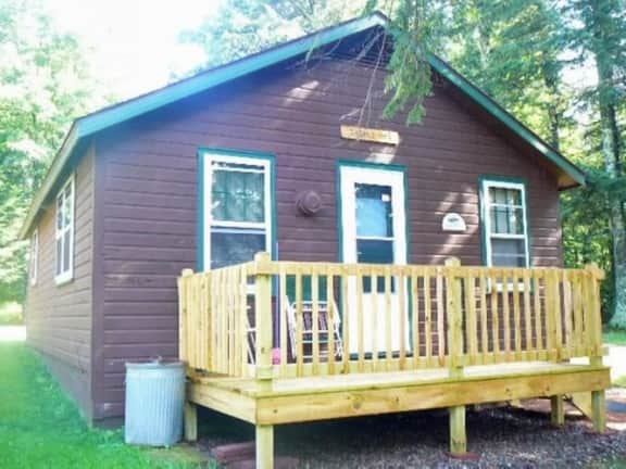Thunderhead Lodge - Cabin 2 · Fish Crib - Image 4