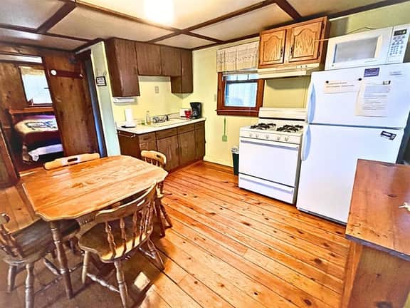 Thunderhead Lodge - Cabin 3 · Tackle Box - Image 5