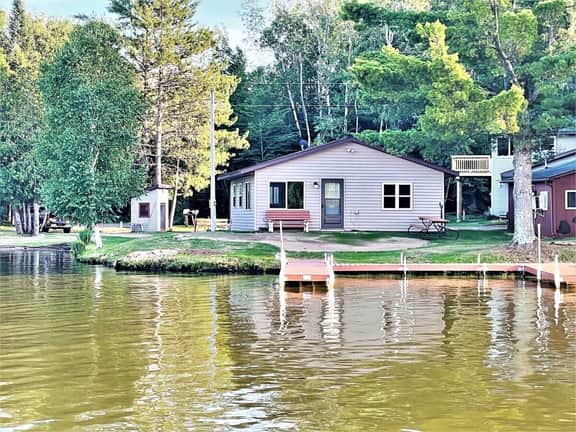 Lakeside Lodging # 3 - Image 4