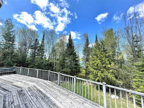 Paradise on Pike - Image 5