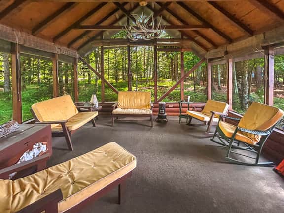 The Cottage on Schnur Lake - Image 2