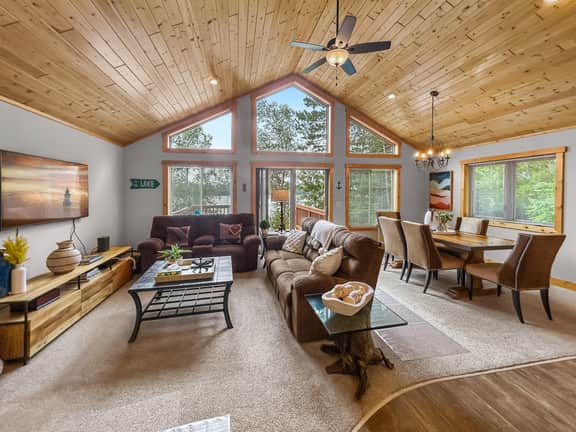 Long Lake Retreat - Image 5