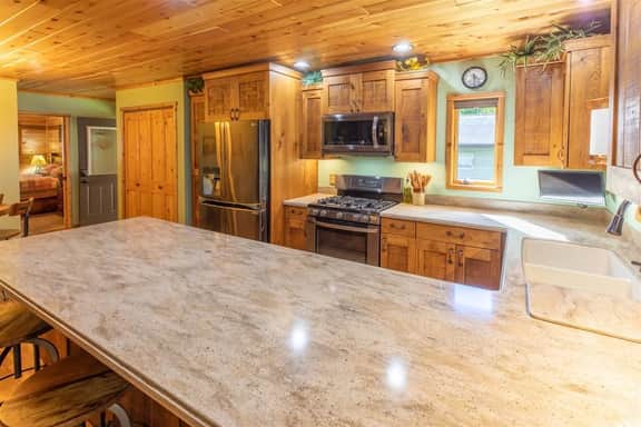 Round Lake Retreat - Image 5
