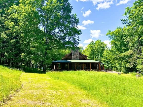 Sweeney Lake Lodge - Image 2