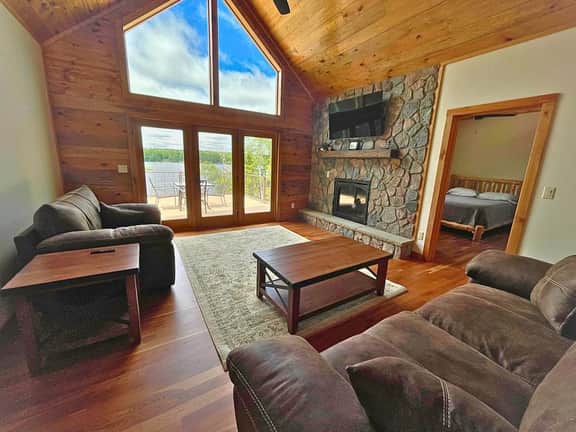 Curt's Cabin on Butternut - Image 3