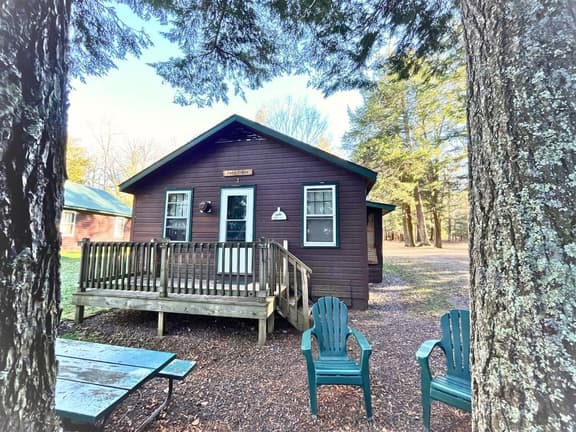 Thunderhead Lodge - Cabin 3 · Tackle Box - Image 1