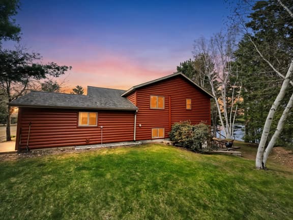 Red Pines - Elk Lake Condo #6 + 6A - Image 1
